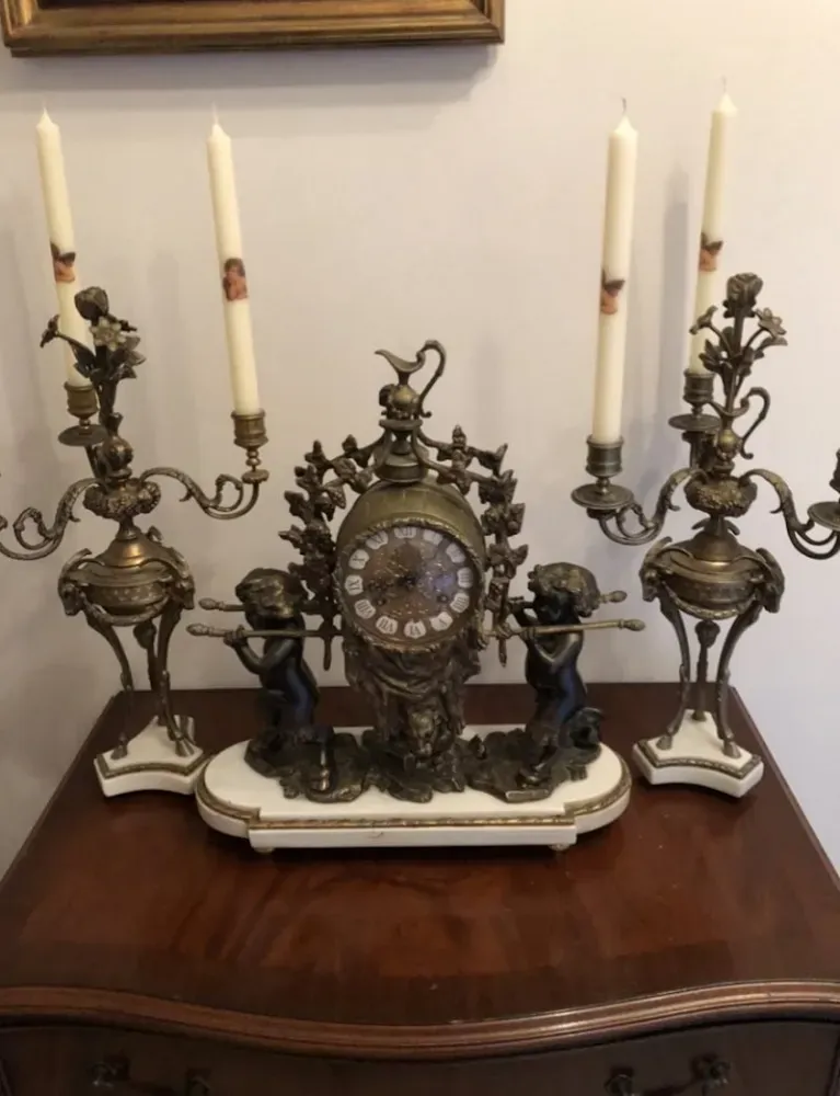 horloge antiquaire