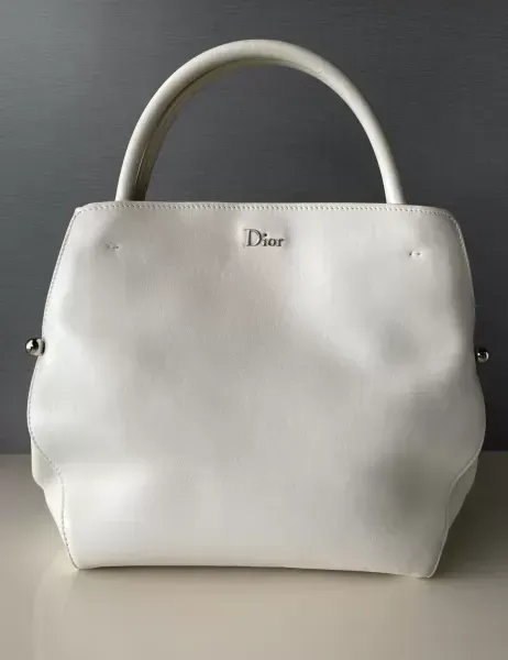 Expertise, Estimation et Rachat de maroquinerie de luxe , sac à main à Antibes